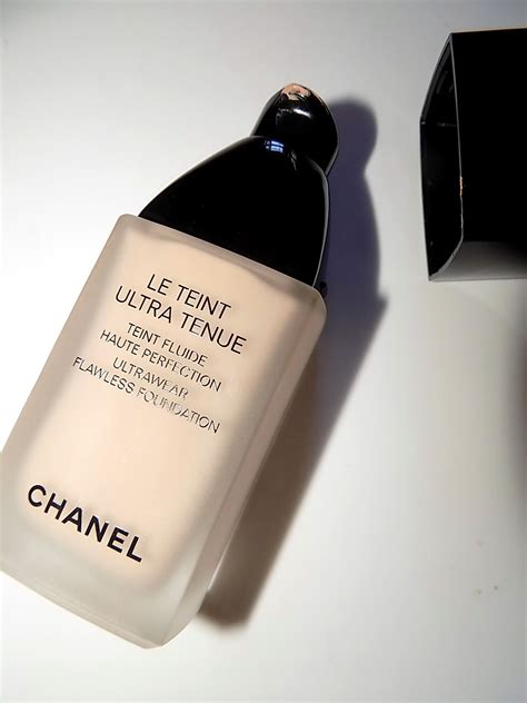 chanel le teint ultra tenue.